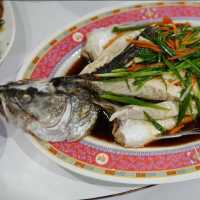 ร้านโปรดที่ต้องแวะ “กุ้งอบภูเขาไฟ ”