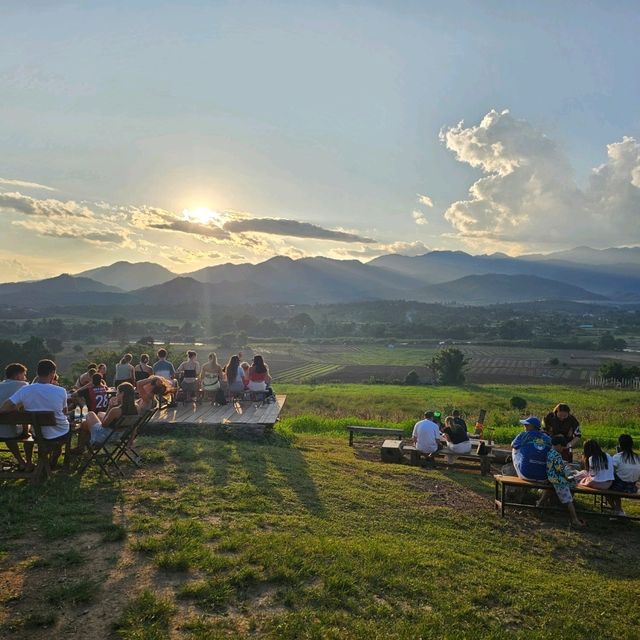 선셋이 아주 멋진 카페 Two Huts in pai