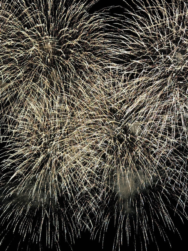 【絶景】秋冬でも楽しめる！熱海海上花火大会🎇🎆