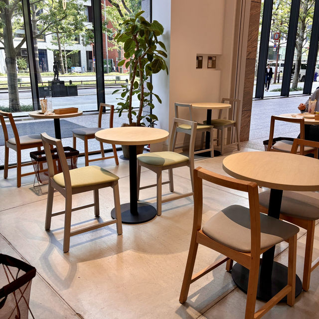 【大阪・本町】新鮮フルーツを使ったスイーツ「フルーツカフェ ひかり」