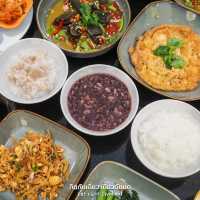 บุฟเฟ่ต์ข้าวต้ม+กุ้งเผา ทองหล่อ
