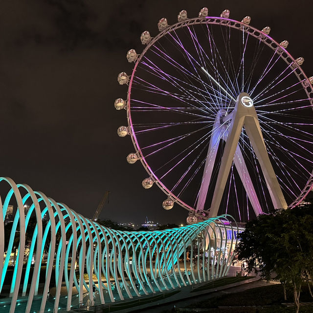 Popular entertainment and shopping area in ShenZhen