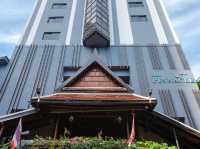 Pinnacle Lumpinee Park Hotel