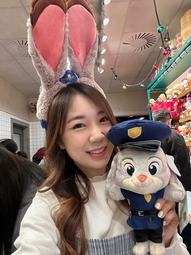 แจกมุมถ่ายรูปและทริคเล่น Zootopia รอคิวแค่ 15 นาที
