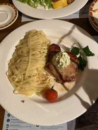 Grindelwald Kreuz & Post: A Culinary Alpine Escape