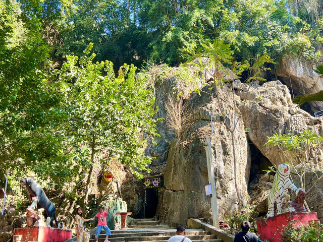 ขอพรพญานาคองค์ดำ แสนสิริจันทรา 