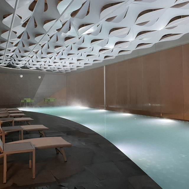 Luxury hotel most wanted