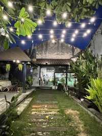 Relaxing Evening at Chop Tiang Bee Cafe