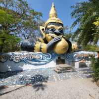พระราหูองค์ใหญ่