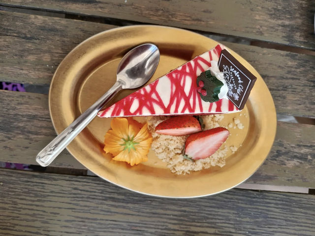 “ซีฟู้ดคลับบางแสน” ร้านสวยริมทะเลบางแสน