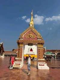 พระธาตุเชิงชุมวรวิหาร