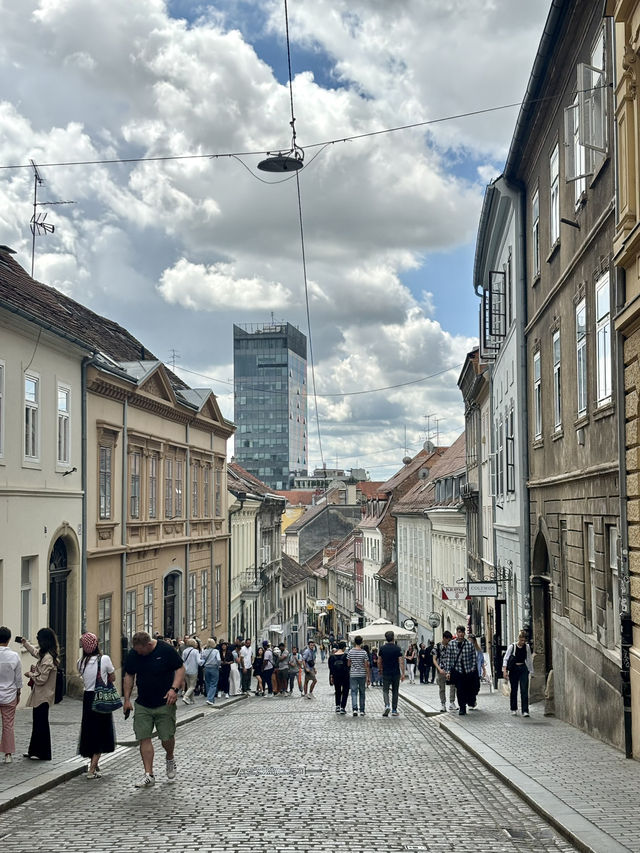 Exploring Zagreb on Foot – A Walking Tour Experience