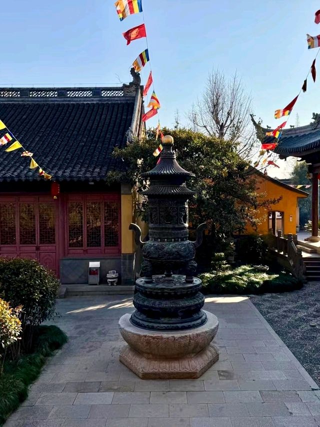 Yuanjin Zen Temple: A Tranquil Retreat
