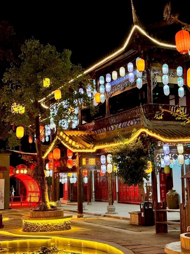 Luodai Ancient Street: A Historic Commercial Hub