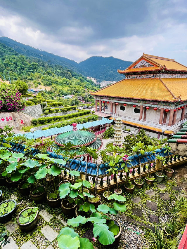 “Kek Lok Si: The Majestic Jewel of Penang’s Spiritual Heritage”