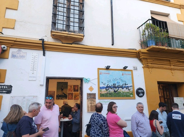 [🇪🇸ロンダ] タパスの宝庫、El Lechuguitaでスペインタパスを味わう！