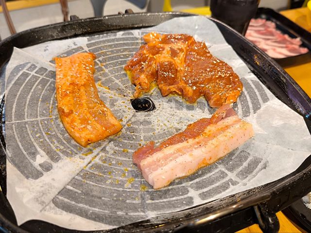 MoMo Grill & Shabu บุฟเฟ่ต์ ปิ้งย่าง ชาบู เพชรบูร