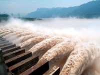 Discover The Three Gorges Dam in Yichang 