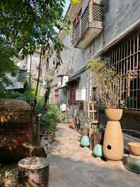 Exploring the Timeless Charm of SHI WAN GONG ZAI Jie in Foshan