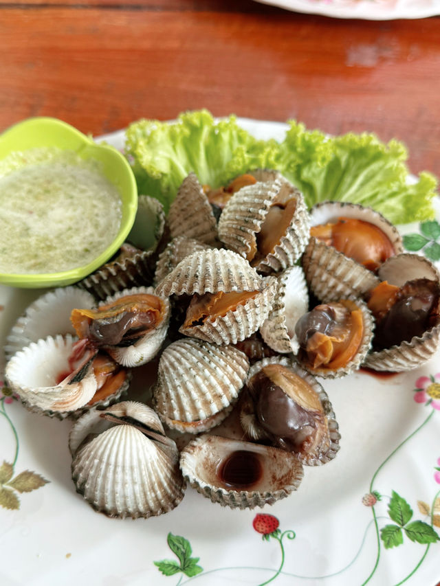 ครัวเจ๊หมึกซีฟู๊ดส์ อร่อยจนต้องมาซ้ำ