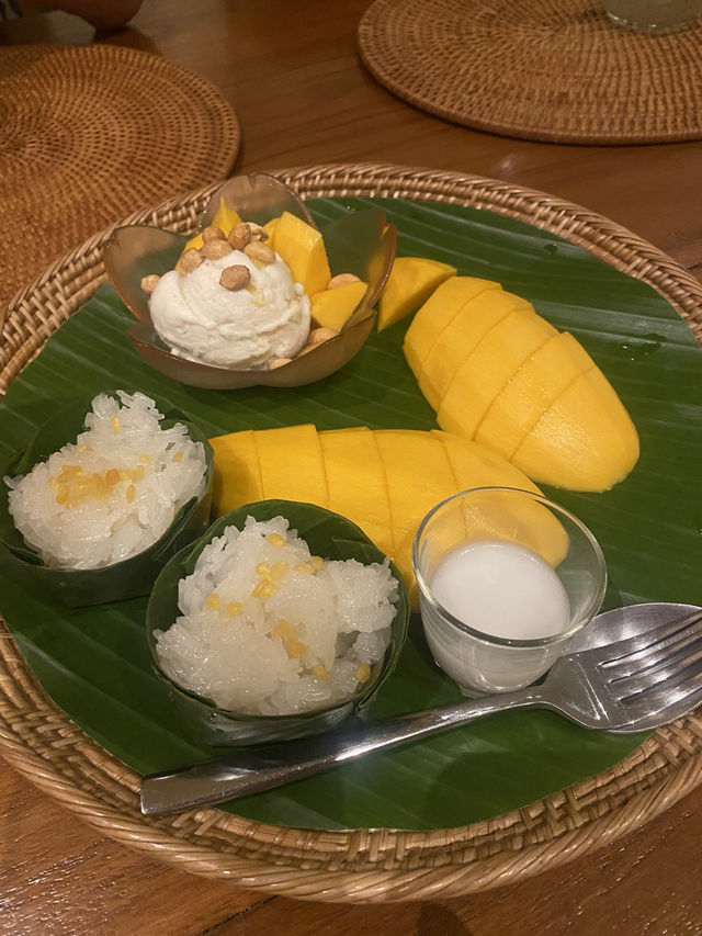 ชวนมาชิม “พริกหยวก“ ร้านมิชลินย่านประดิพัทธ์ 