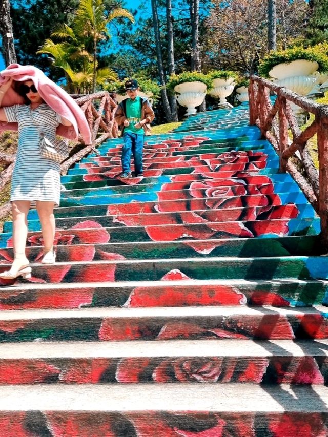 FLORAL PARADISE WORTH EXPLORING