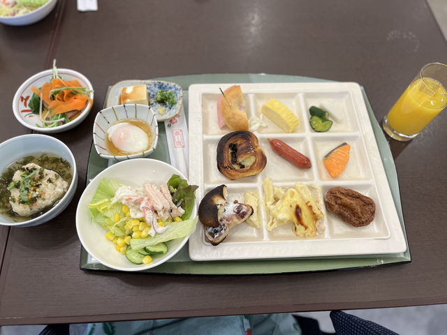 【ホテル椿館に泊まって、松山・道後のレトロ旅を満喫】