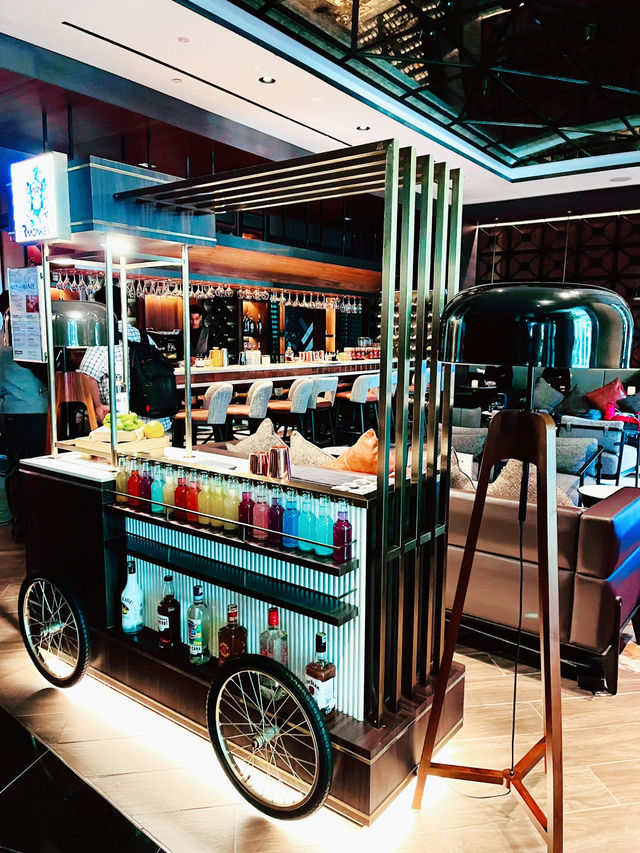 “Sip in Style: R Bar, KL’s Luxe Chill Spot”