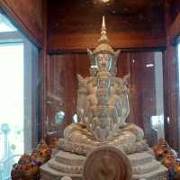 วัดผาซ่อนแก้ว