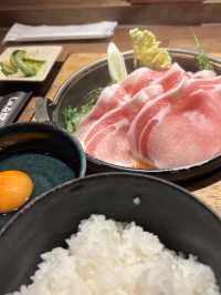 𝐒𝐡𝐚𝐛𝐮𝐰𝐚𝐫𝐚 ชาบู สุกี้ยากี้ มีเมนูภาษาไทย