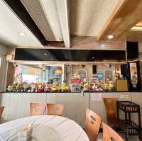 Cute Minions Café serving authentic Thai food 