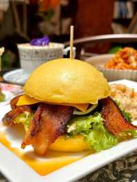 Locahouz— local flavors with modern twists