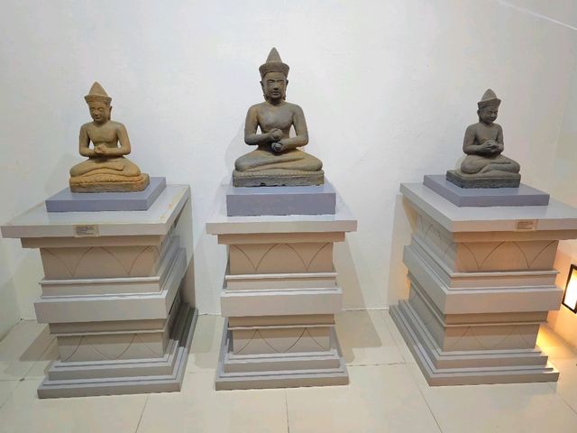 สัมผัสอดีตที่พิพิธภัณฑ์สระโกสินารายณ์