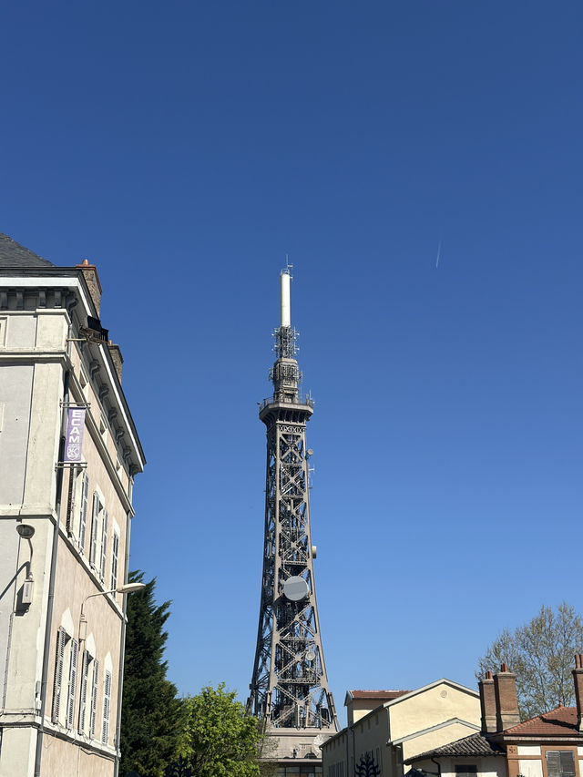 Lyon(ลียง) 