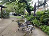 คาเฟ่ใต้ถุน