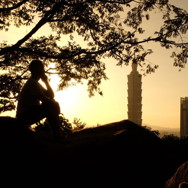 Xiangshan จุดชมวิวไทเป เดินไม่ไกล แต่วิวหลักล้าน