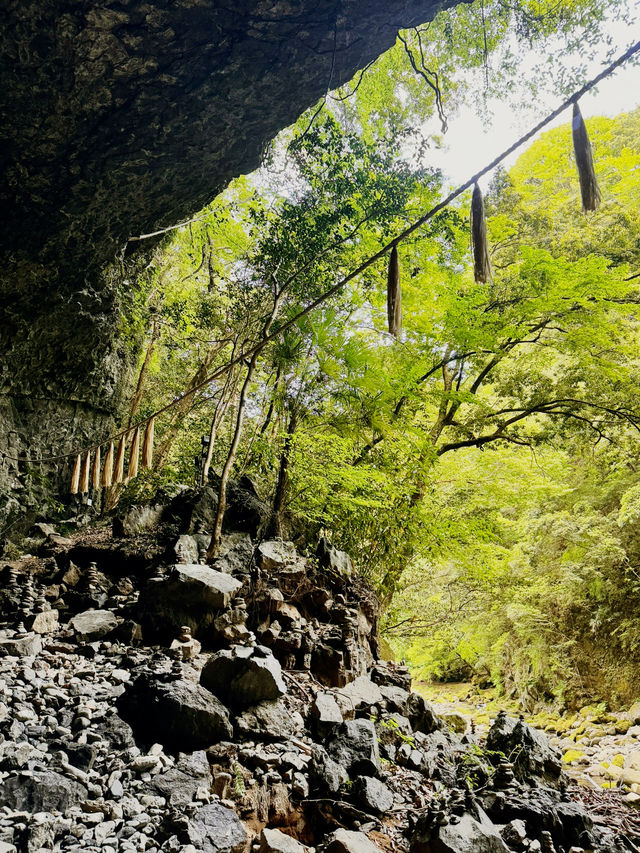 聖地天安河原