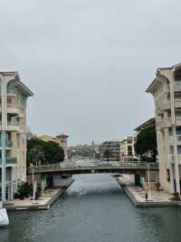 Fréjus เมืองชายฝั่งในฝรั่งเศส