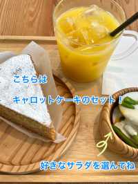 スイス人が焼く美味しいパンとブランコのある浜辺「くまのBACE」