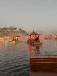 ล่องเรือบ้านรักไทย ก่อนตายไปลองสักครั้ง 