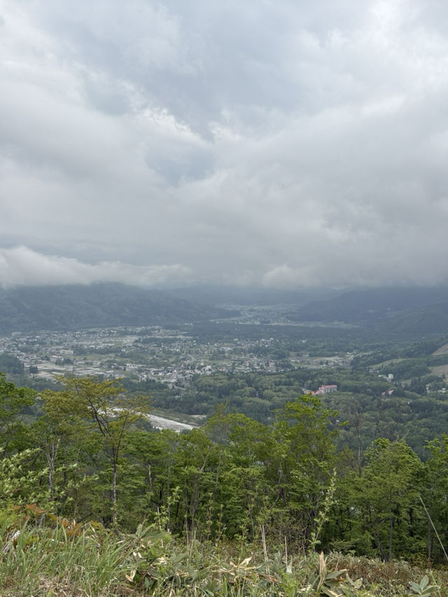 Hakuba Iwatake Mountain Resort 