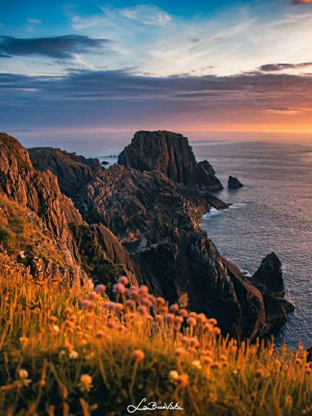 Wild Atlantic Way – Ireland’s Rugged Coastal Masterpiece