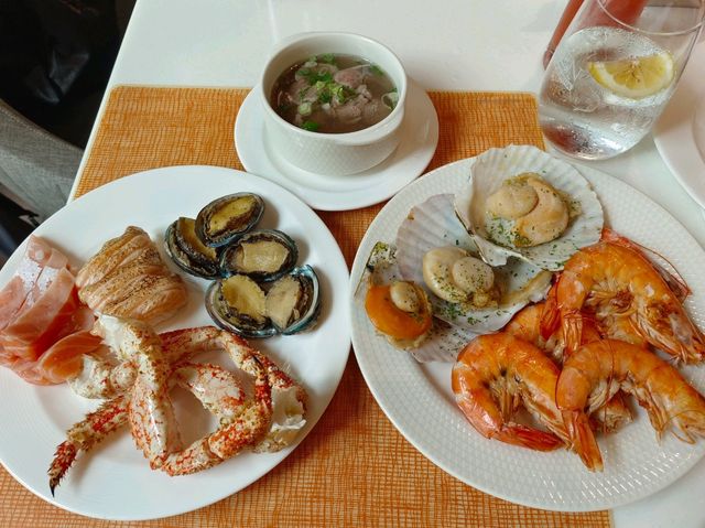 美福大飯店，彩匯午餐