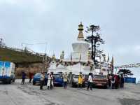 Phobjikha Valley – Blue Skies & Quiet Beauty 