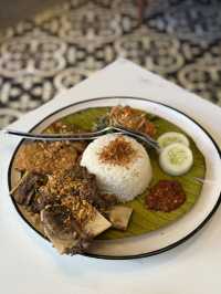 I visited this eatery 3 days in a row