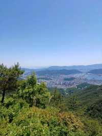 마산 무학산 정상, 도심 속 힐링 산책로
