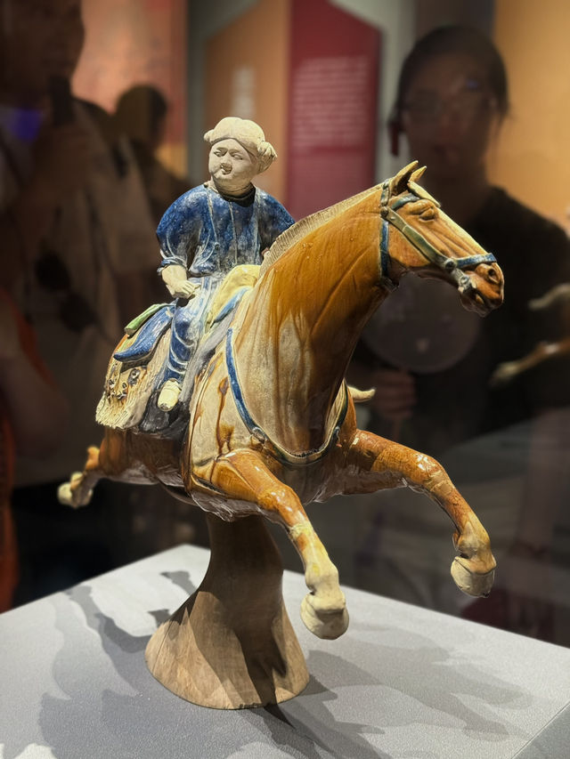 An alternative to Shaanxi History Museum