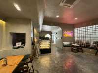 Bakes with a Twist: Seven Oaks Bakery Café Delivers on Flavor and Creativity