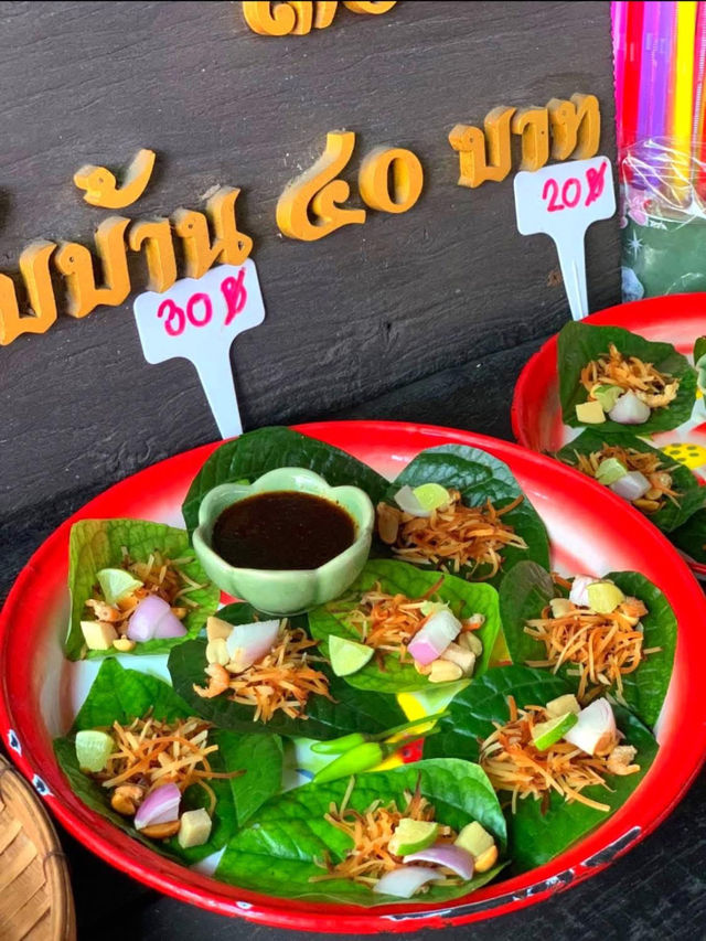 バンコクから約30分で行ける週末の癒しスポット🌿 バンナムプン市場で自然と美味しいタイ料理を満喫！🚕🛵 #バンコク
