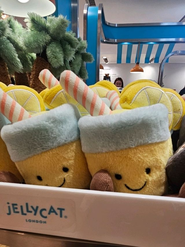 Jellycat絨毛玩偶總帶著溫暖微笑